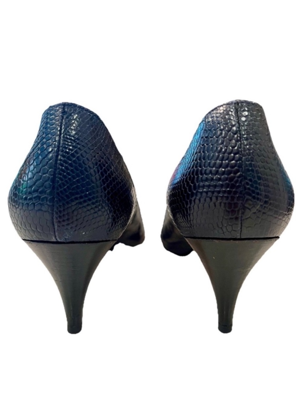 PRADA Exotic Genuine Lizard Size 38 (7.5 US) Navy Blue Heeled Pumps - Picture 4 of 11